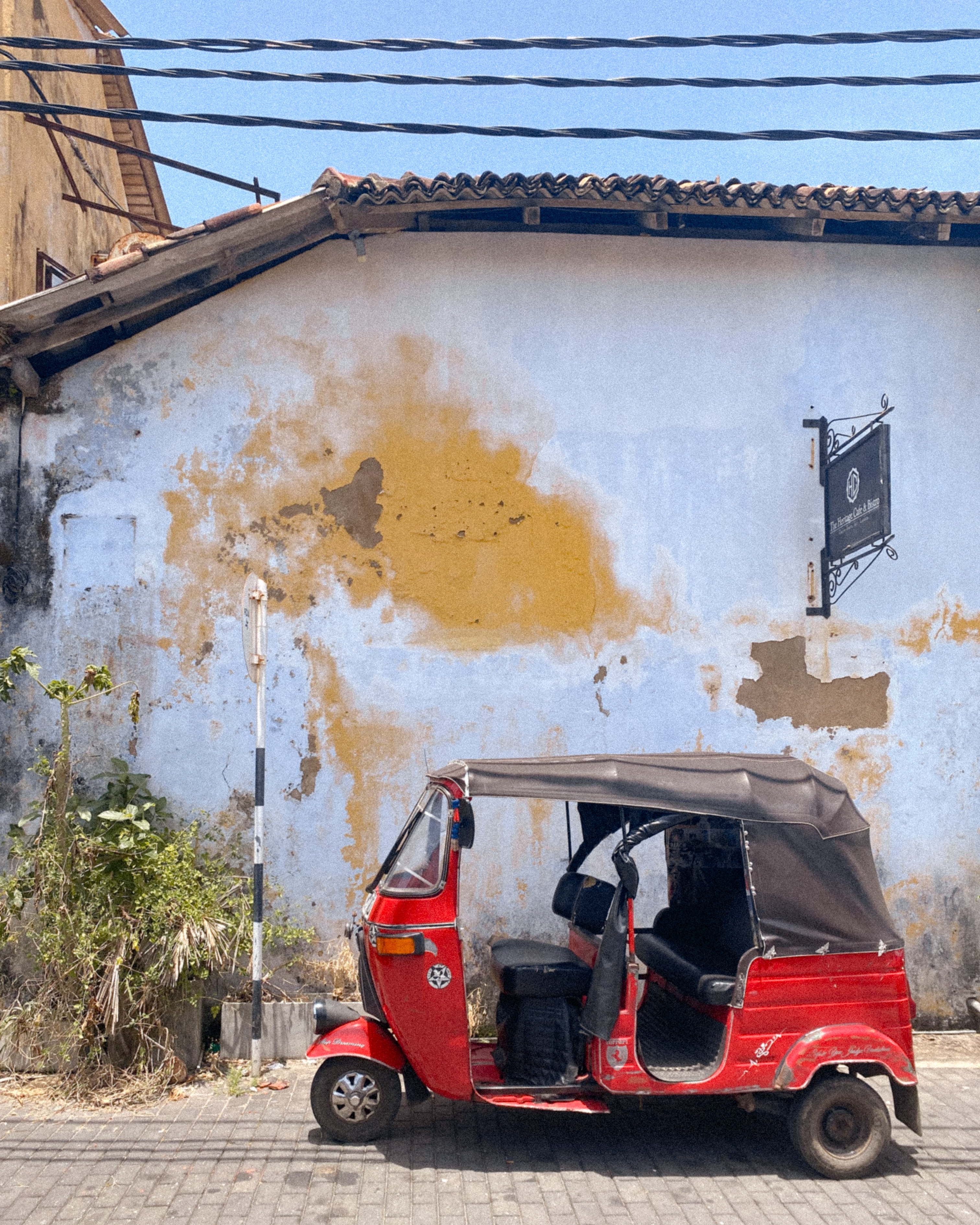 tuk-tuk