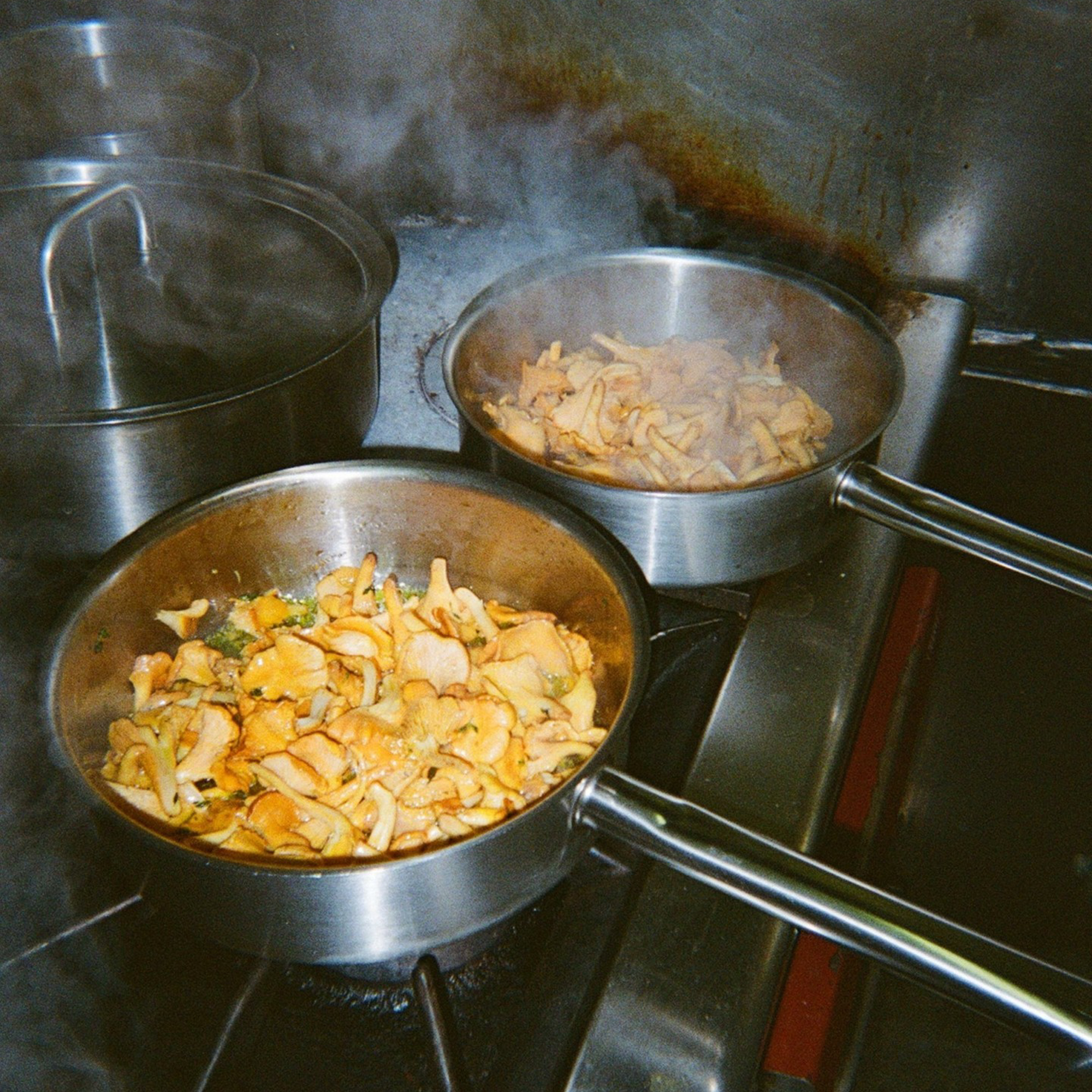 Canteen 310