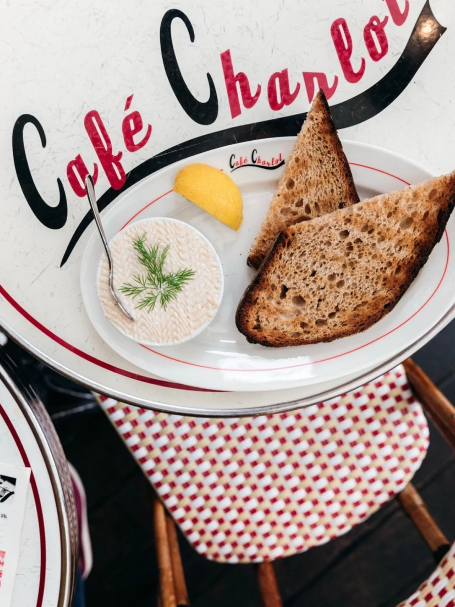 Cafe Charlot