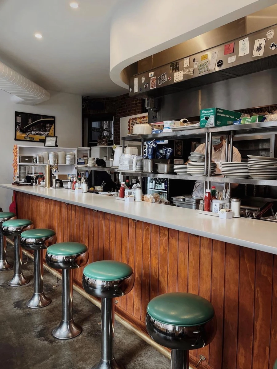 Golden Diner