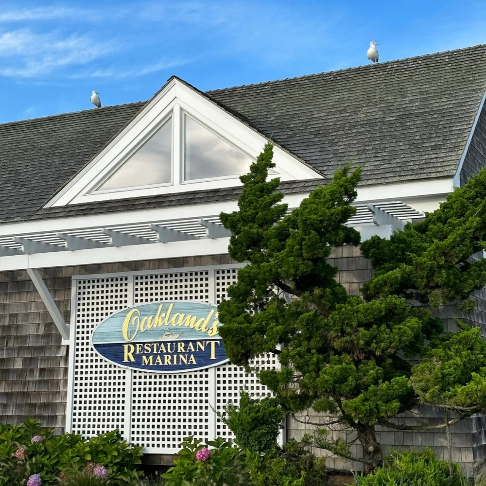 Oakland's Restaurant