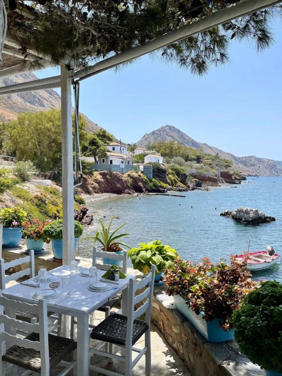 TAVERNA MARINA