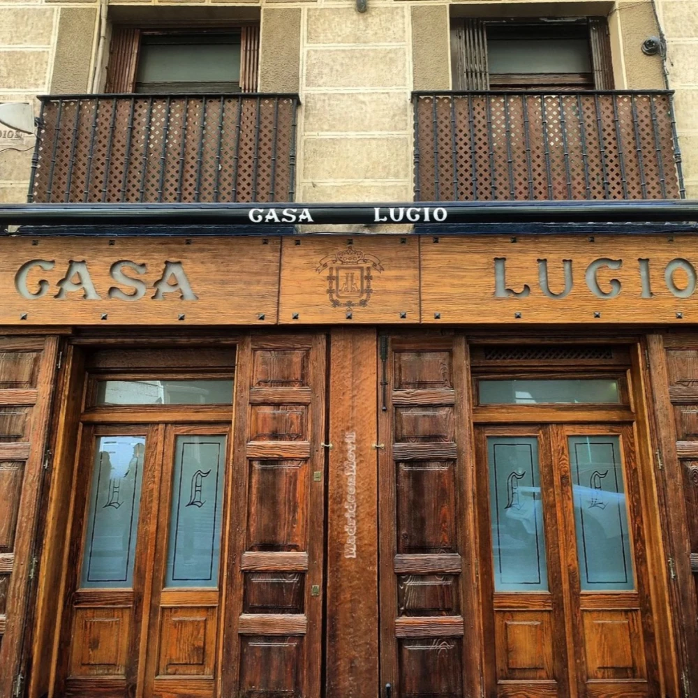 Casa Lucio