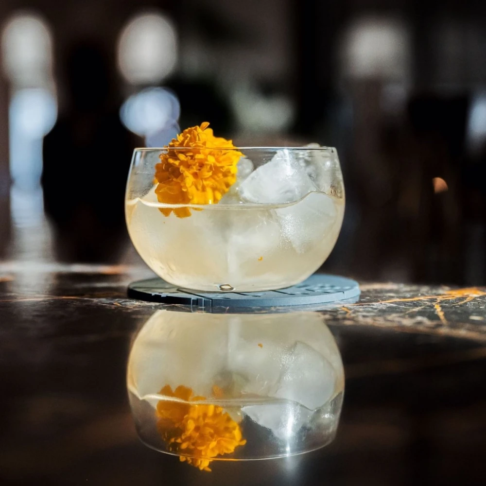 Bar & Chiostro
