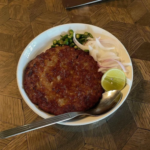 Baan Pee Lek Restaurant บ้านพี่เล็ก