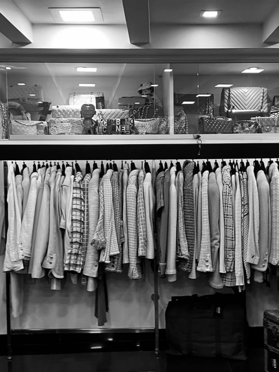 VALOIS VINTAGE PARIS