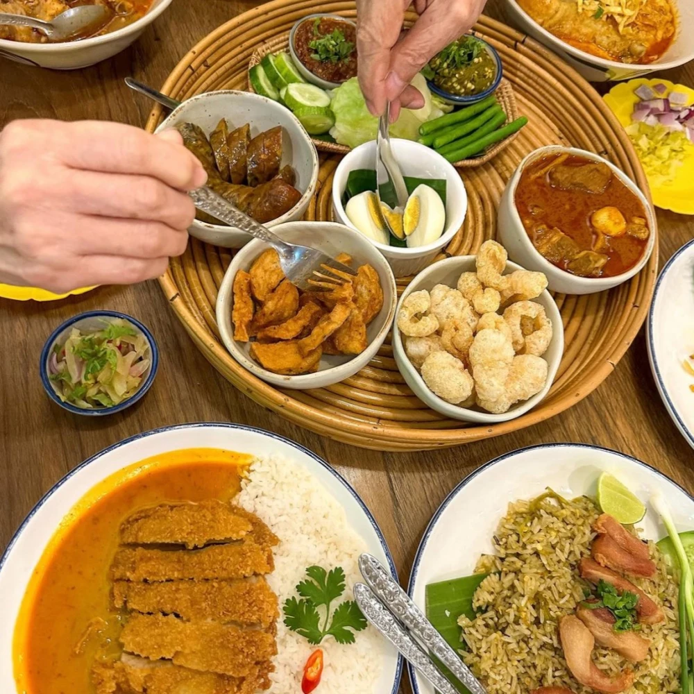 Ongtong Khaosoi Ari Branch