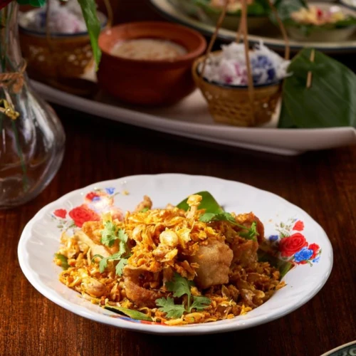 Sri Trat Restaurant and Bar