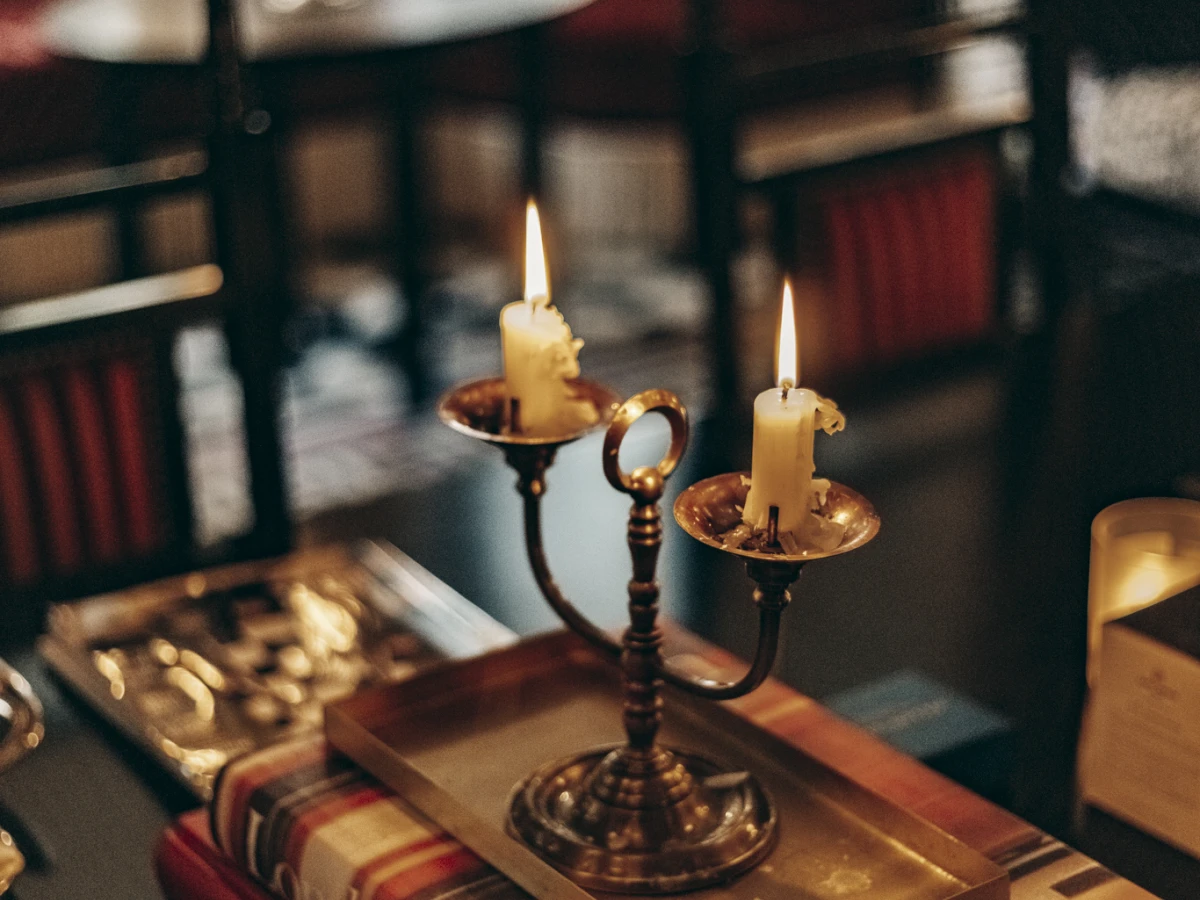 7 Romantic Restos to Wine & Dine