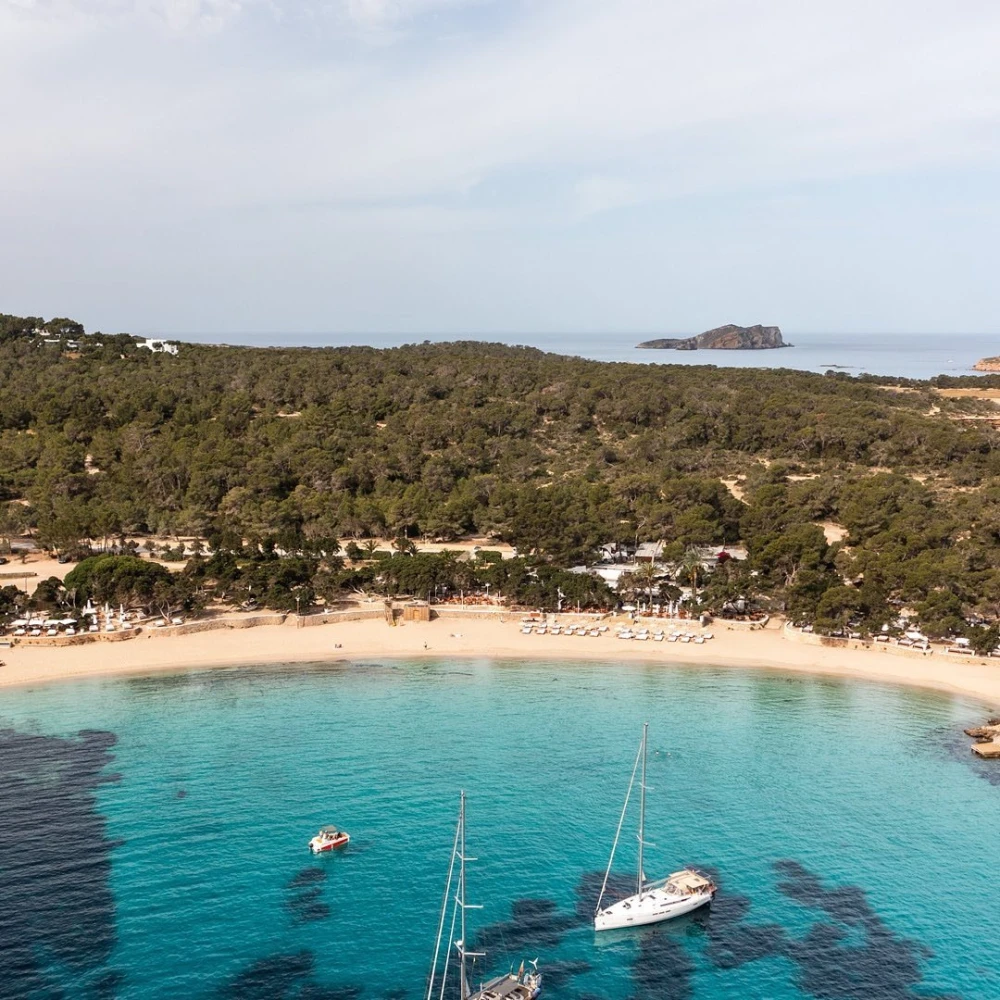 Cala Bassa beach Club