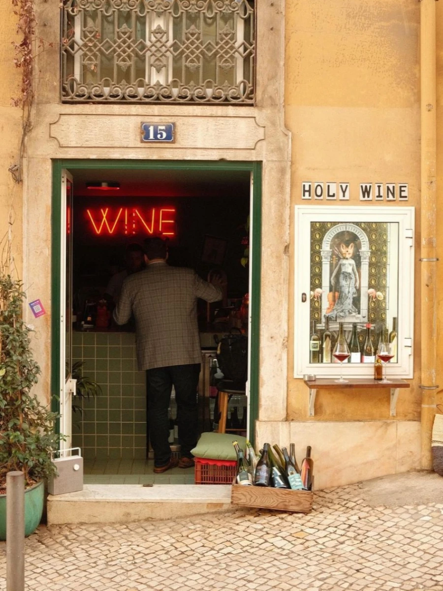 Holy Wine 