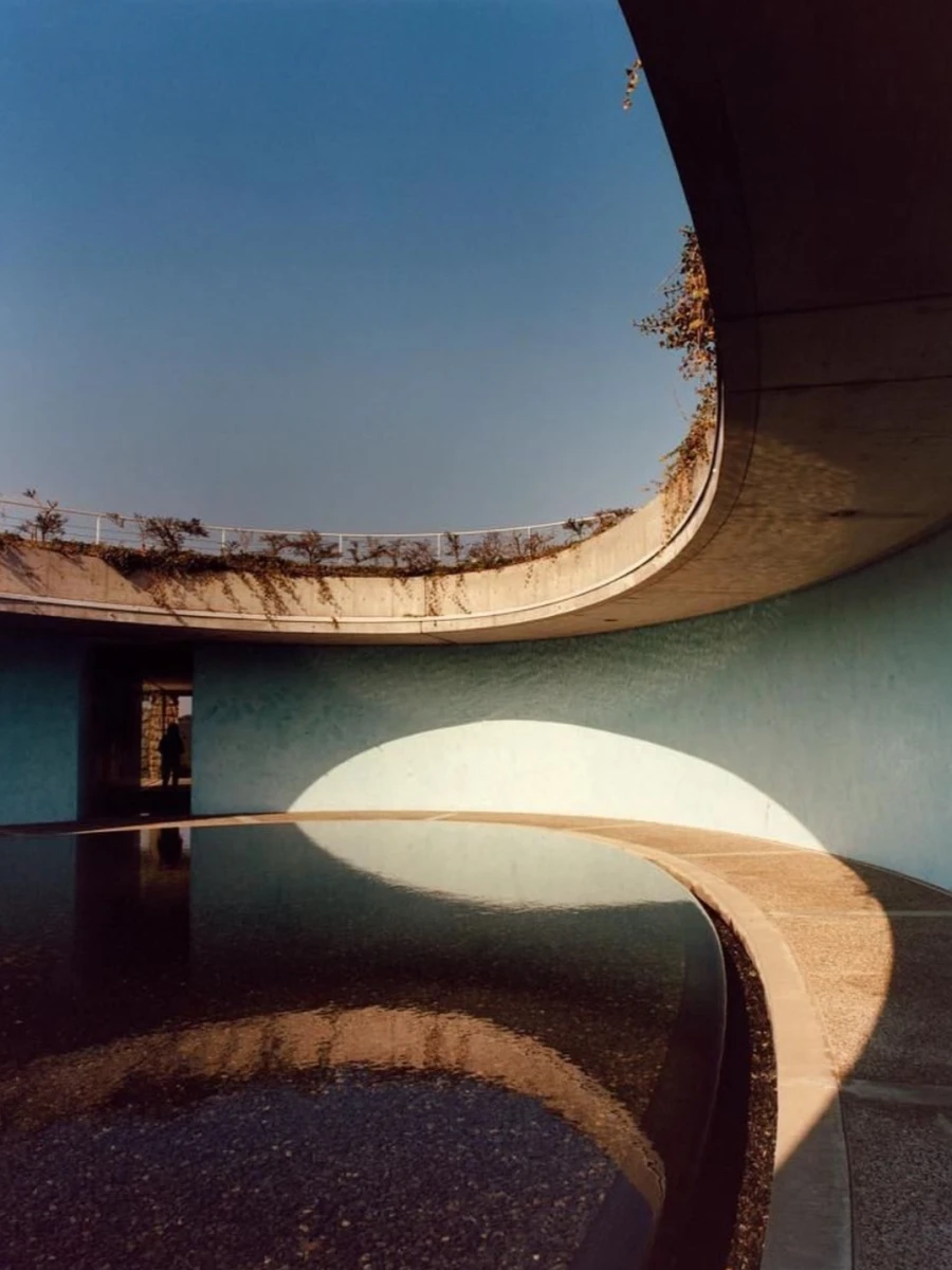 Benesse House - gloobles