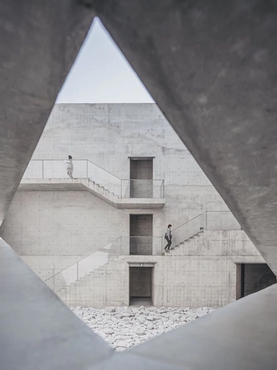 Chichu Art Museum gloobles