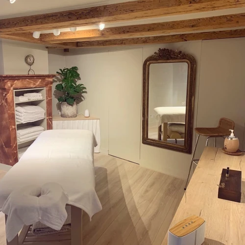 PURE WELLNESS AMSTERDAM