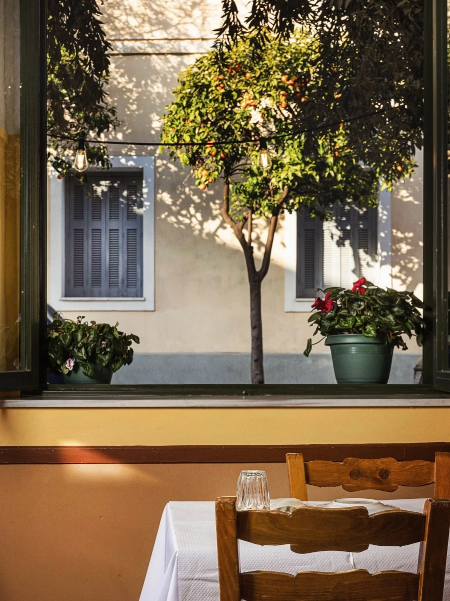 Oikonomou Restaurant (est.1930)