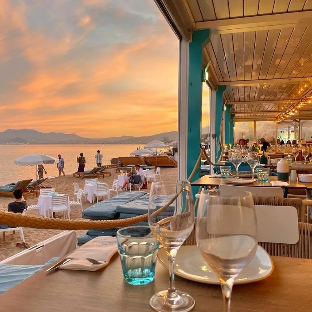 Riviera Beach - Restaurant - Plage - Cannes