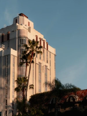 Sunset Tower Hotel