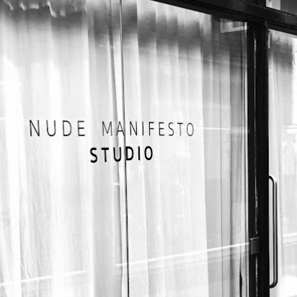 NUDE MANIFESTO
