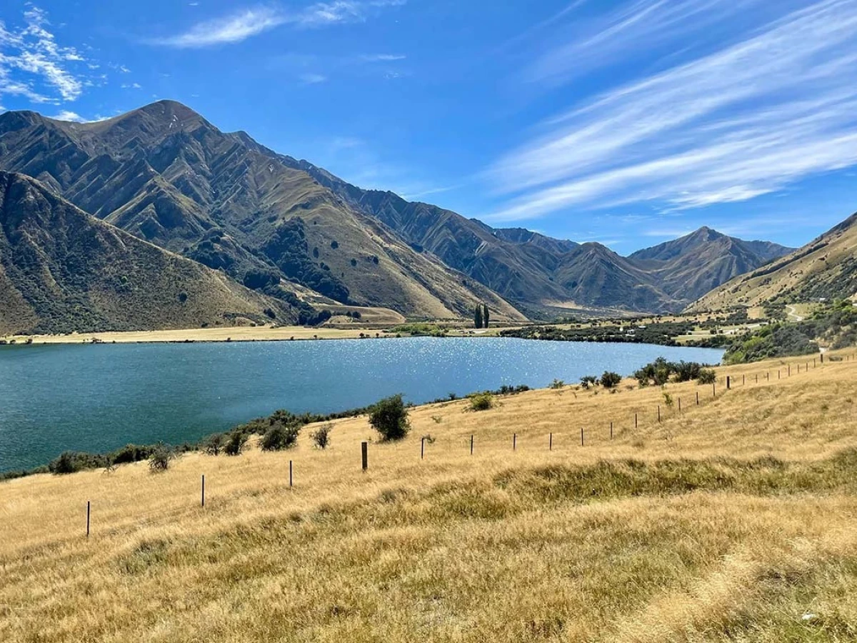 Moke Lake
