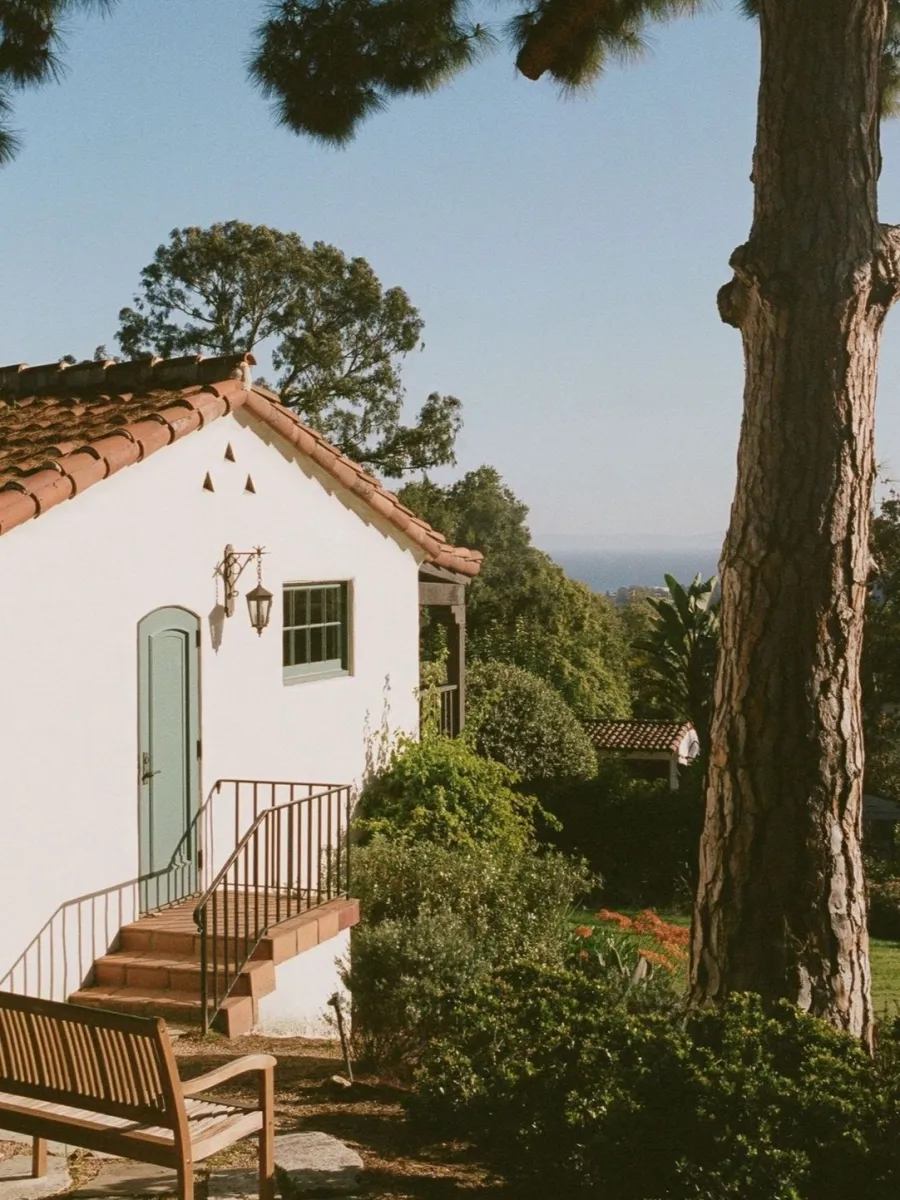 El Encanto