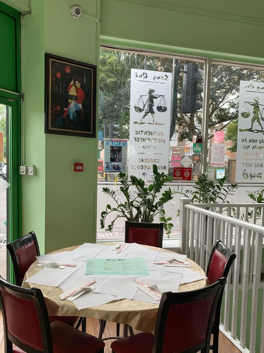 Sông Quê Café