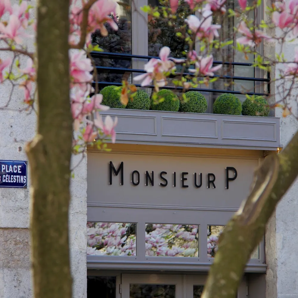 Monsieur P