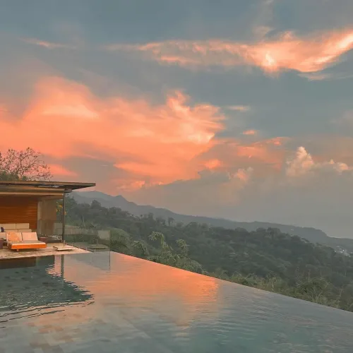 Kura Boutique Hotel