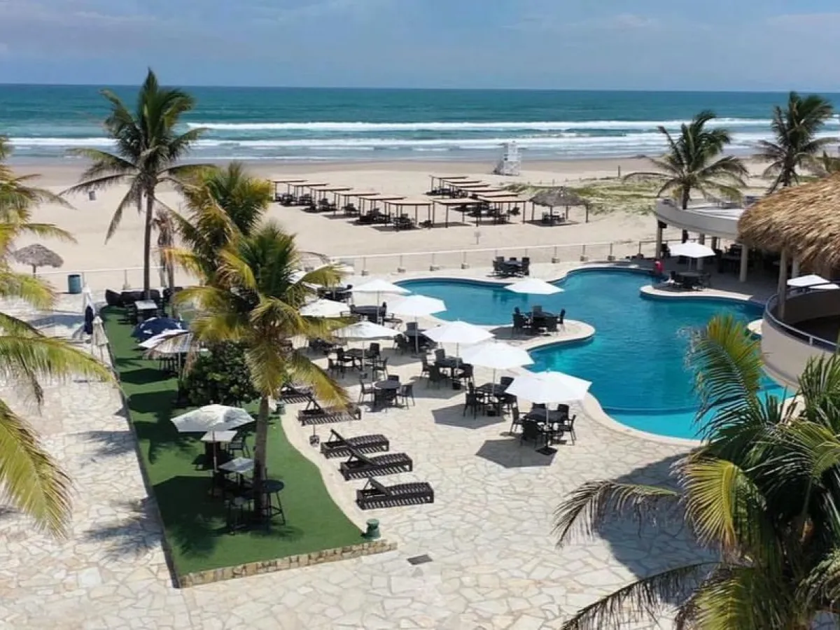 Arenas Del Mar Beachfront & Rainforest Resort