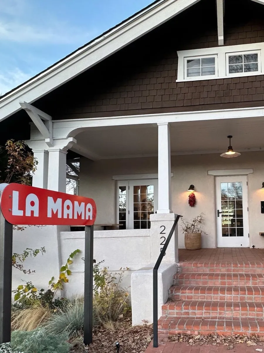 La Mama