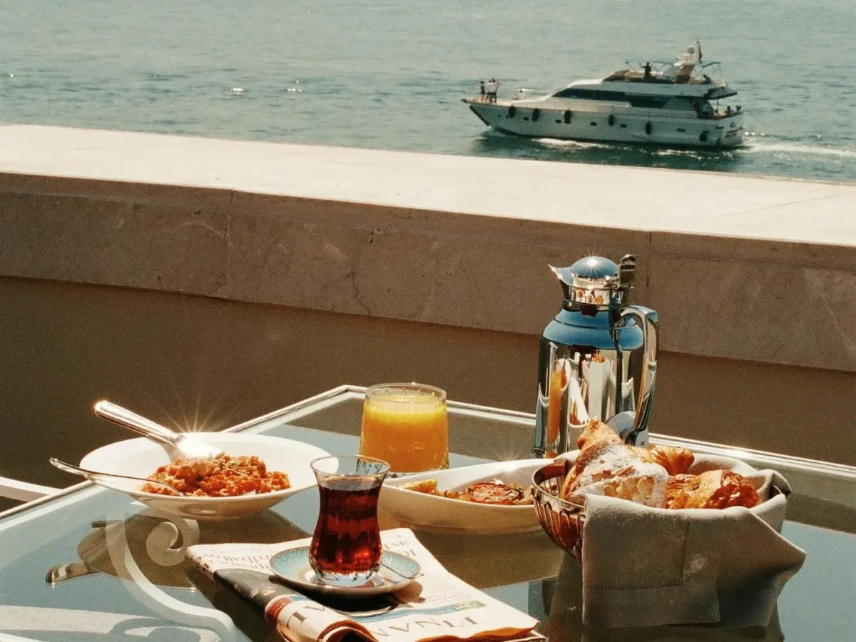 Four Seasons At The Bosphorus