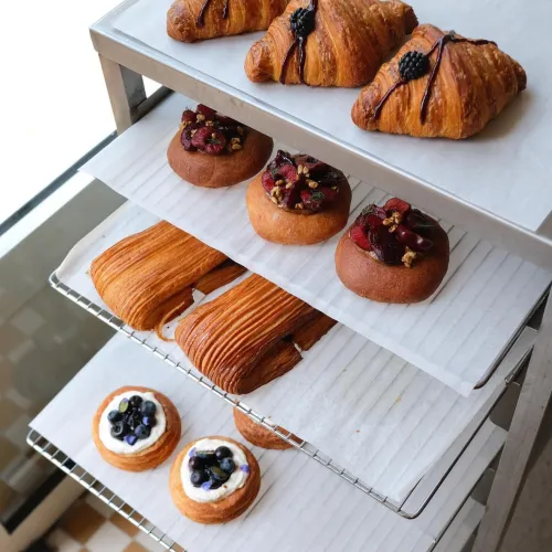 RONNIE BAKERY