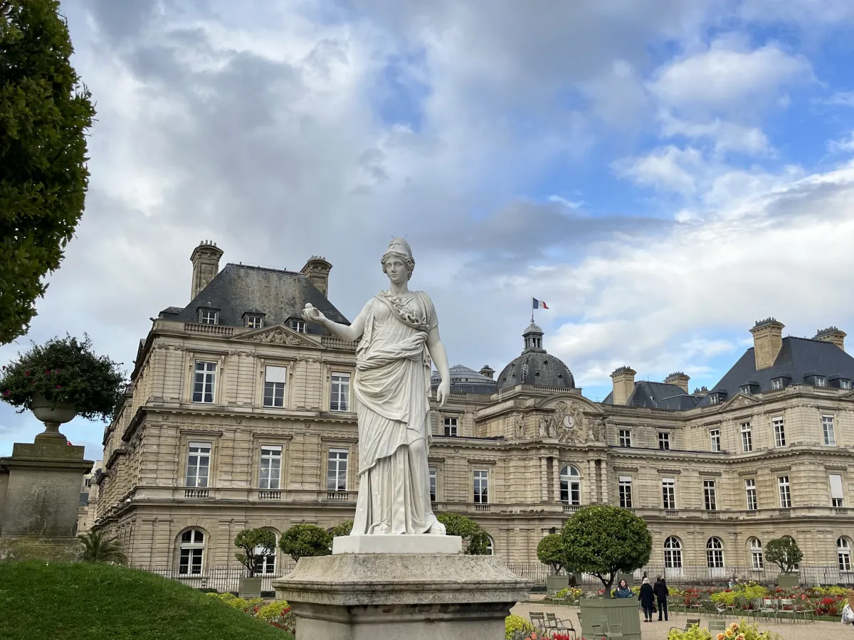 13 legendary lunch spots in Paris