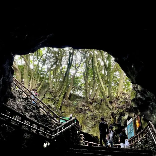 Manjanggul Lava Tube