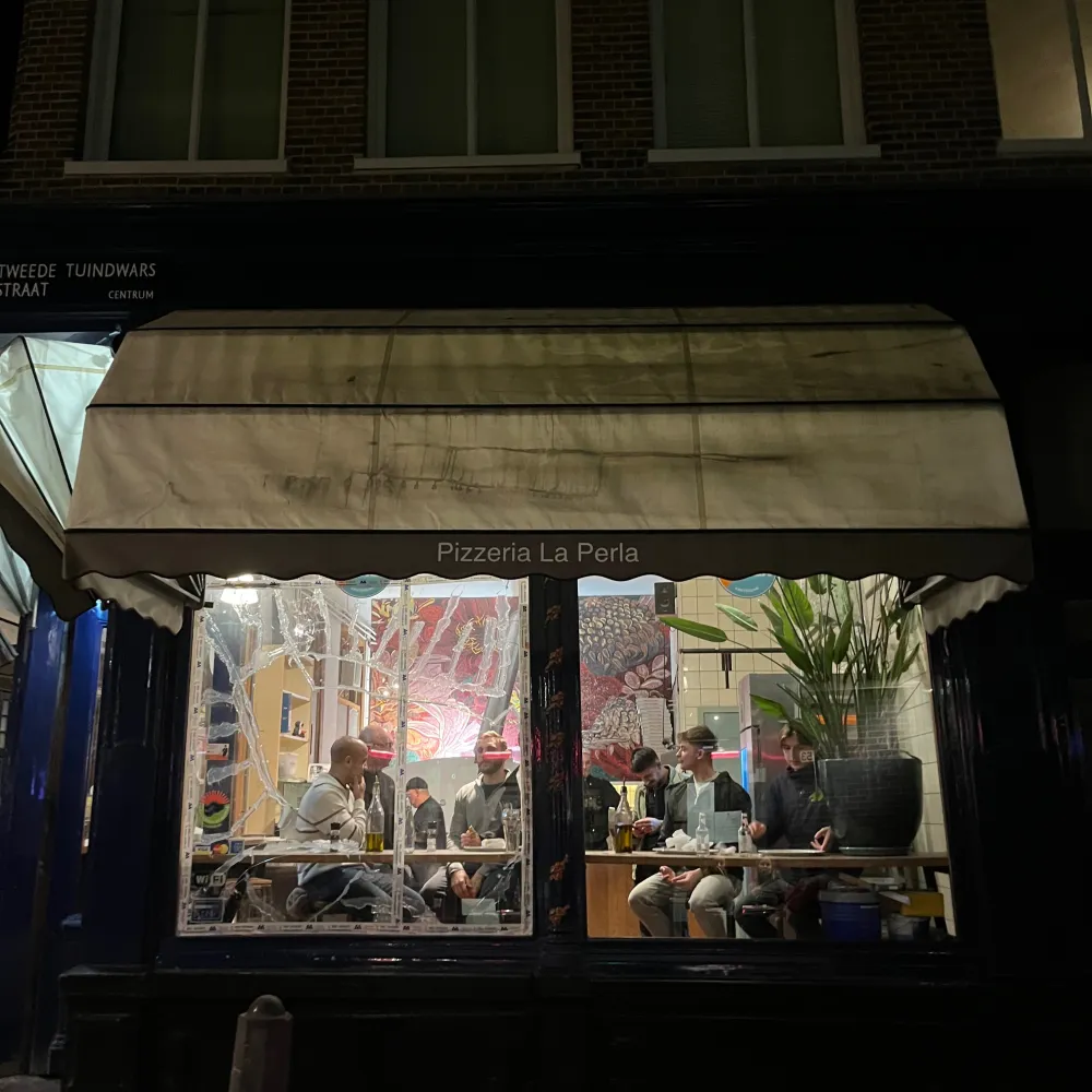 La Perla Pizzeria