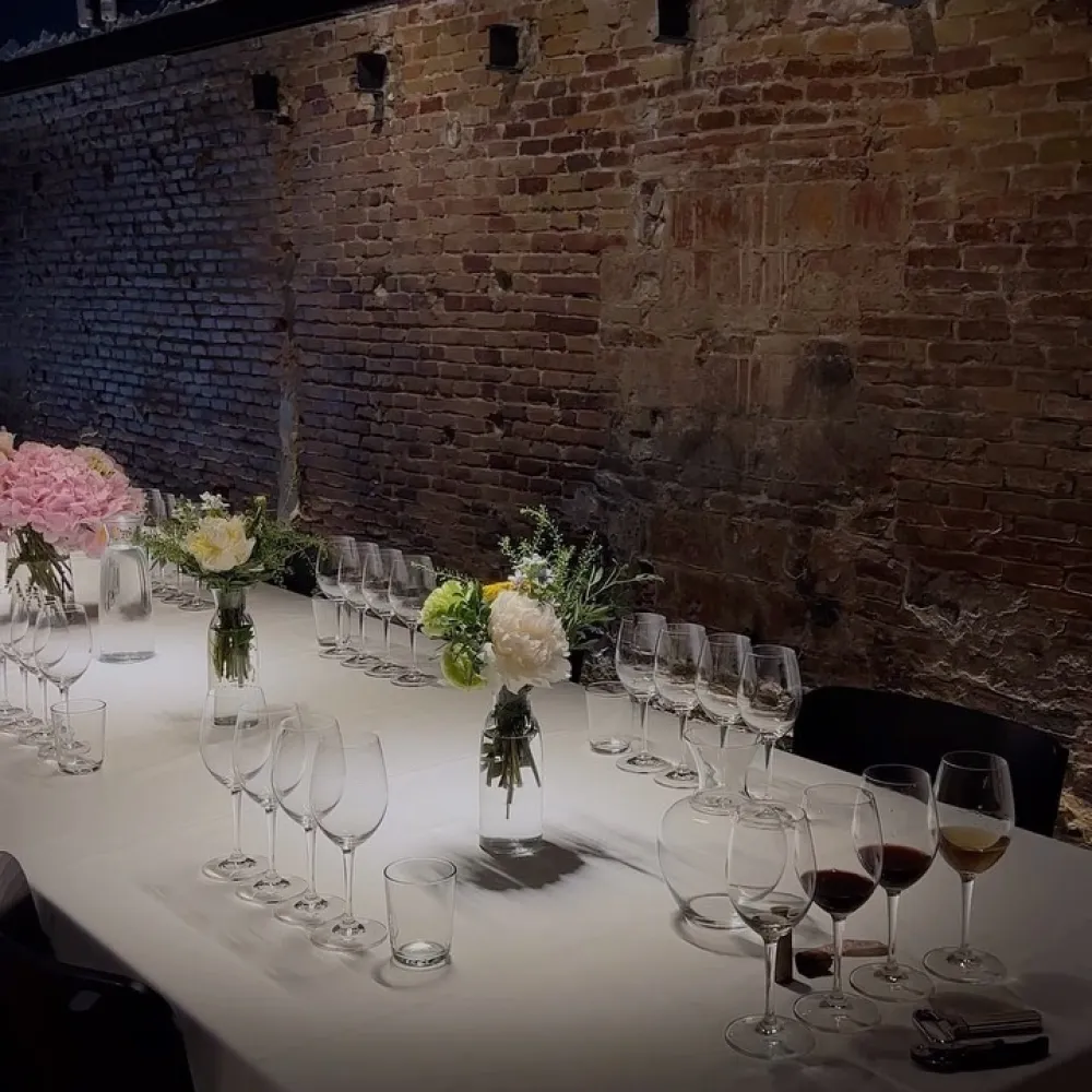 Salut Wine Studio