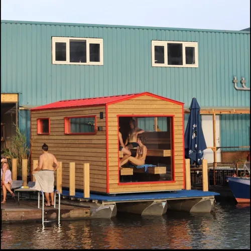 BADHUS 