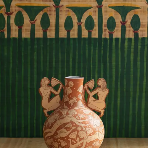 Anut Cairo