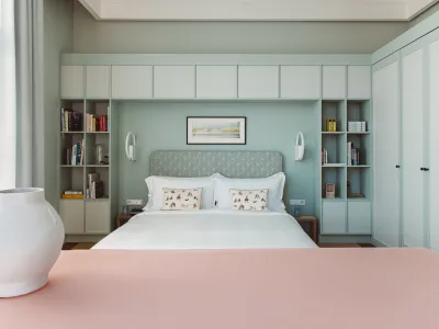 The gloobles Suite