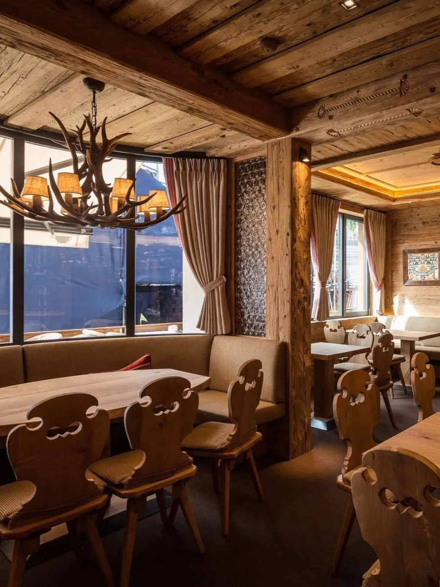 Charly's Gstaad 