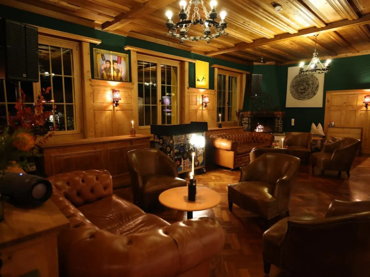 Saanerhof Pub