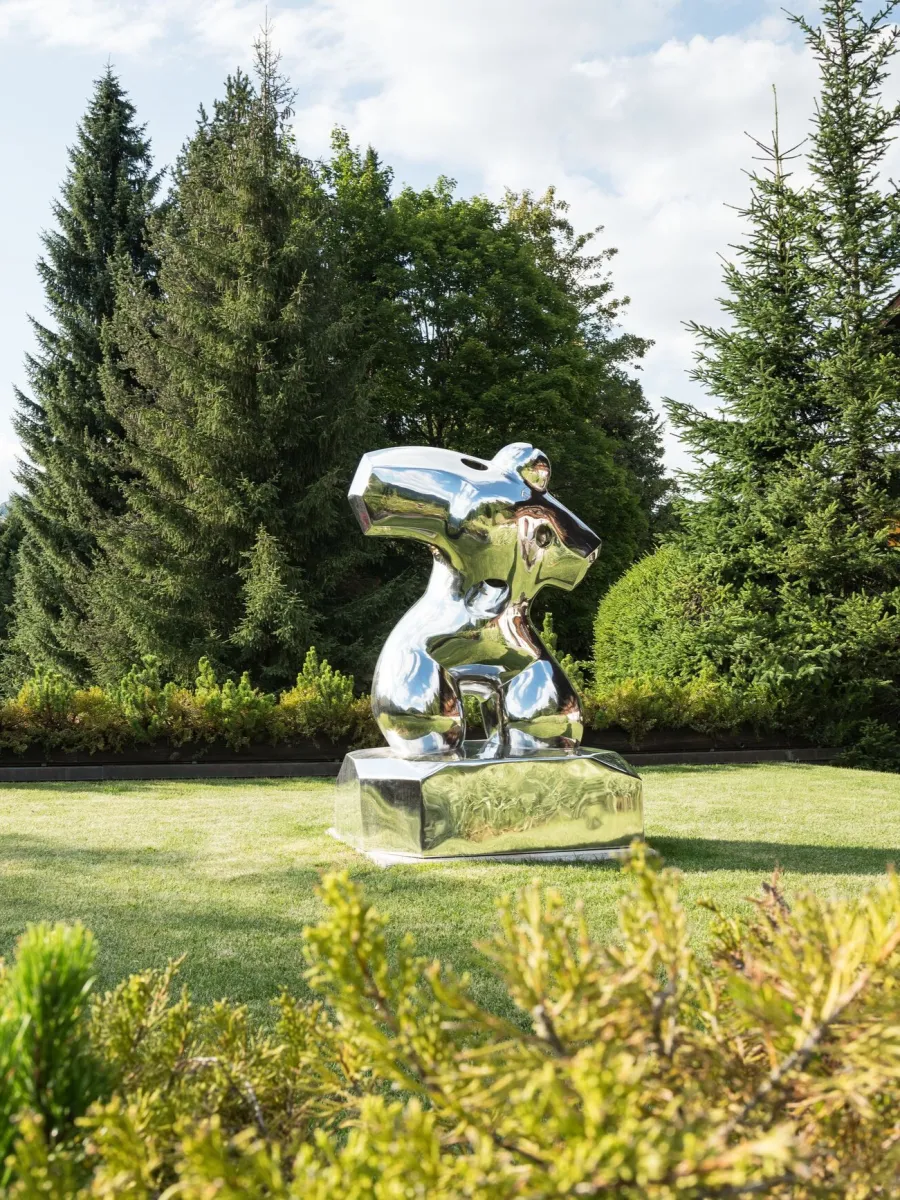 Hauser & Wirth