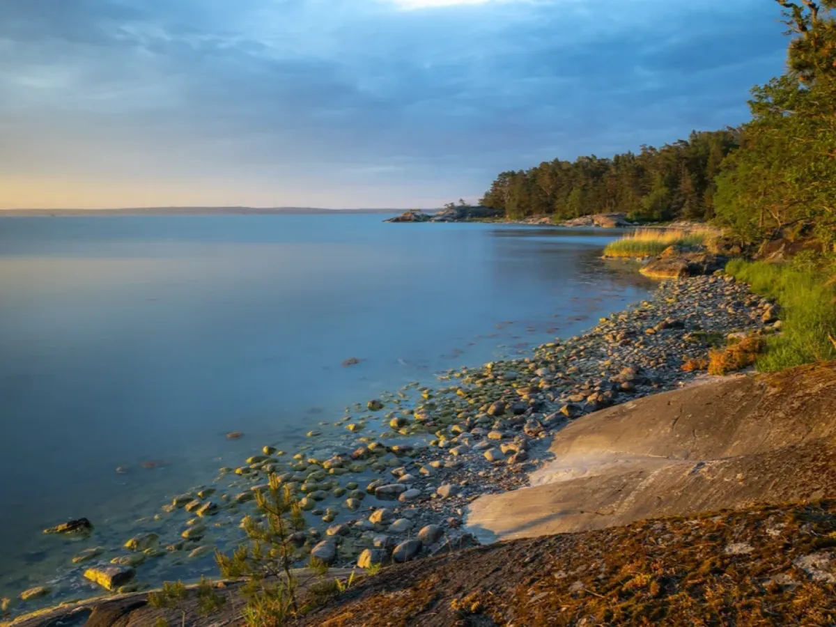 Rävstavik Bay