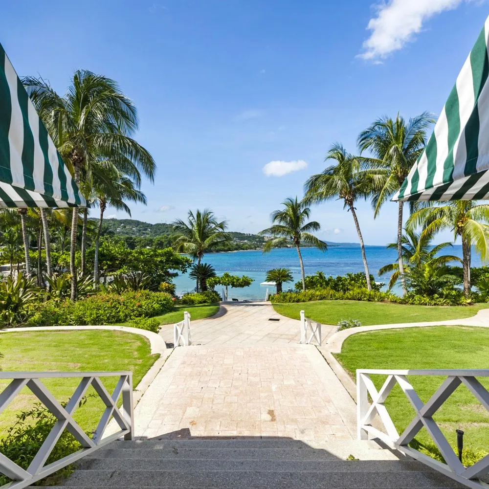 Round Hill Hotel and Villas