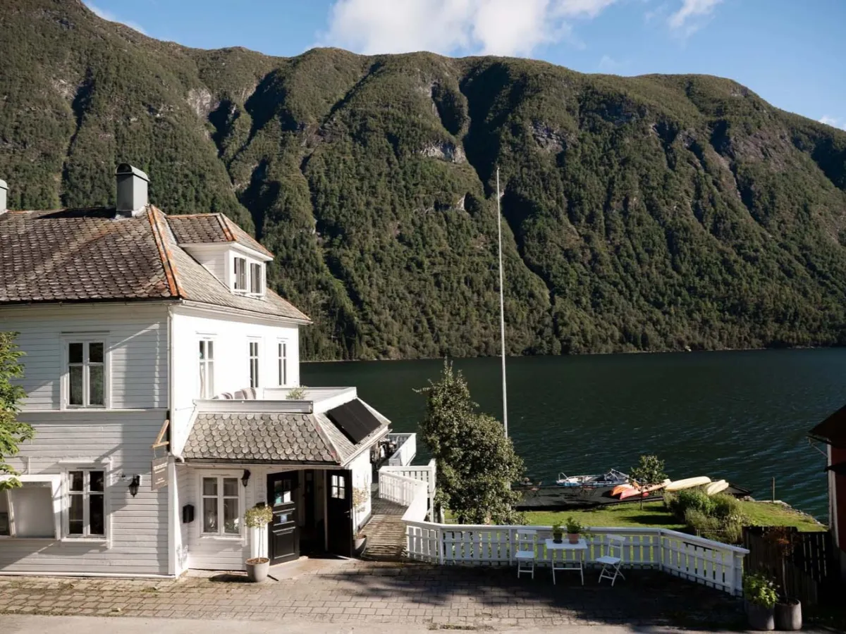Fjaerland Fjordstove