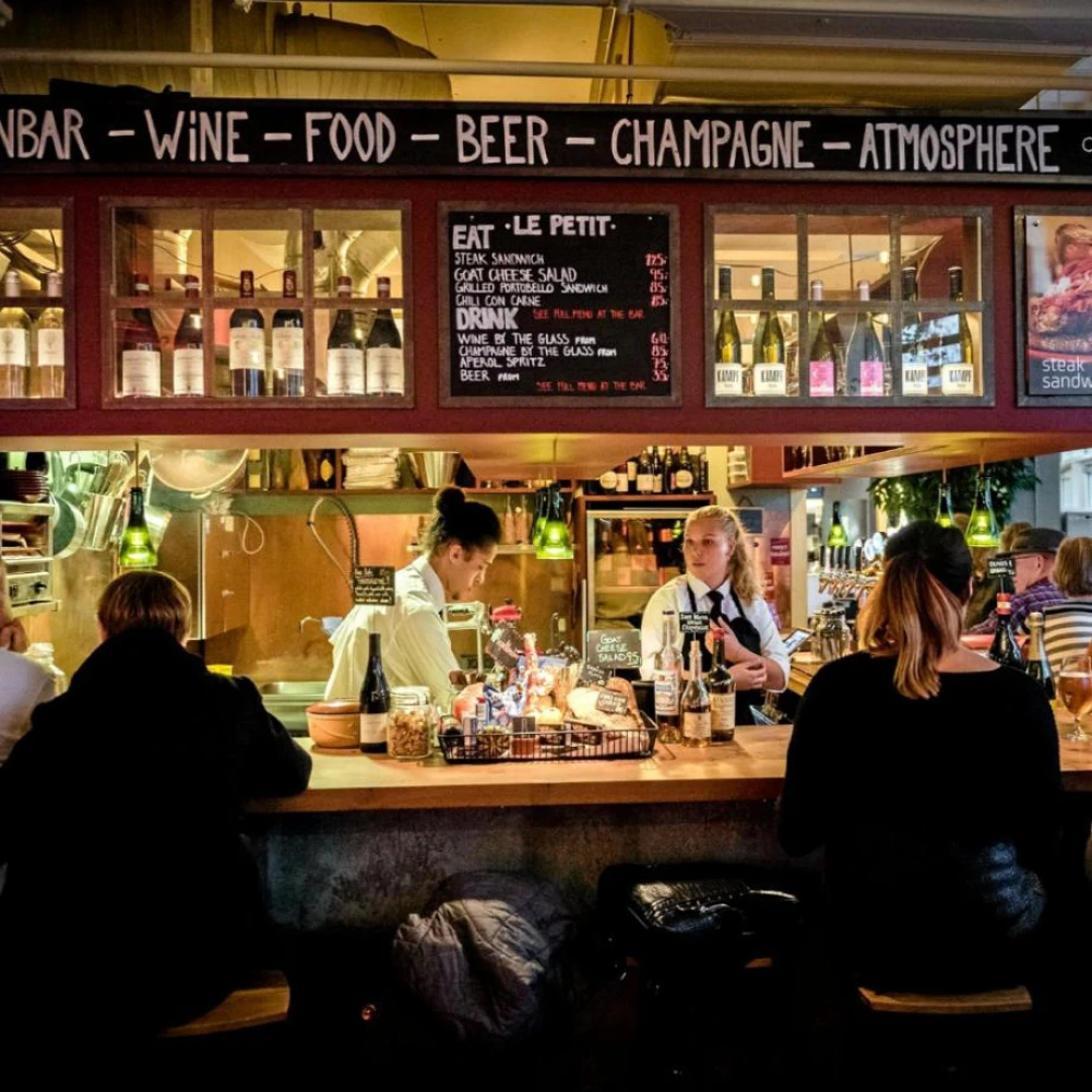 Le Petit Vinbar