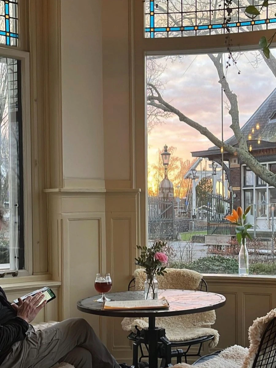 tHUIS aan de AMSTEL