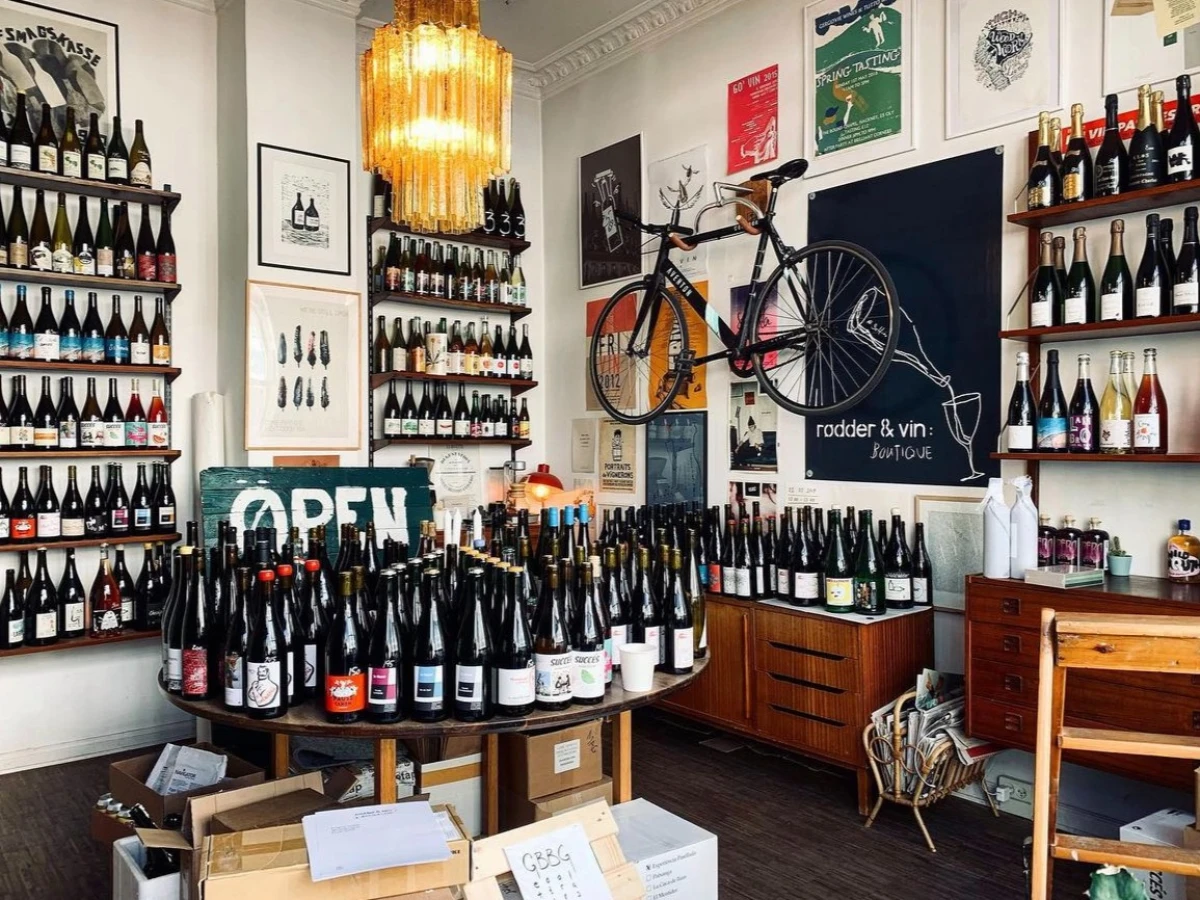 Rødder & Vin: Boutique & Bar