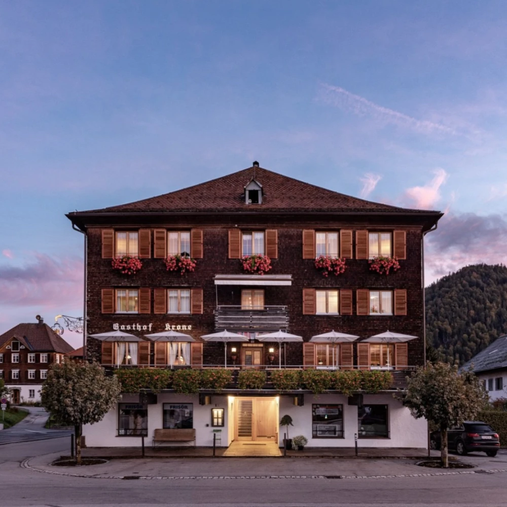 Bar & Lounge at Hotel Krone