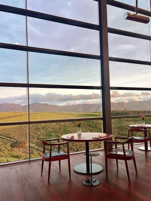 CHORUS Restaurant